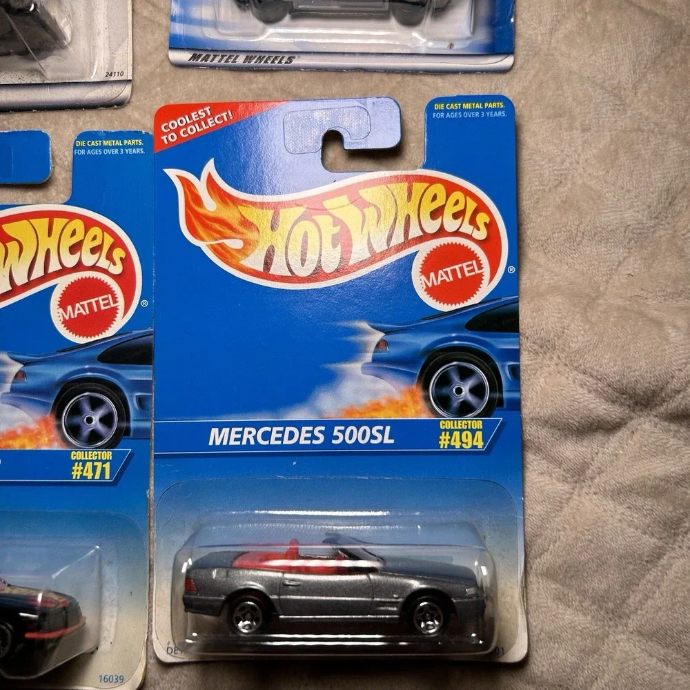 Hot‎ Wheels Set Of 4 Cars Diecast 1:64 NIB #1096 #118 #471 #494